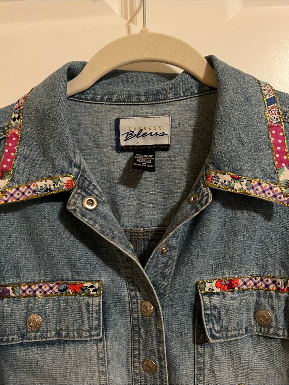 EUC vintage Express Bleus light denim jean jacket. Size M - Picture 3 of 9